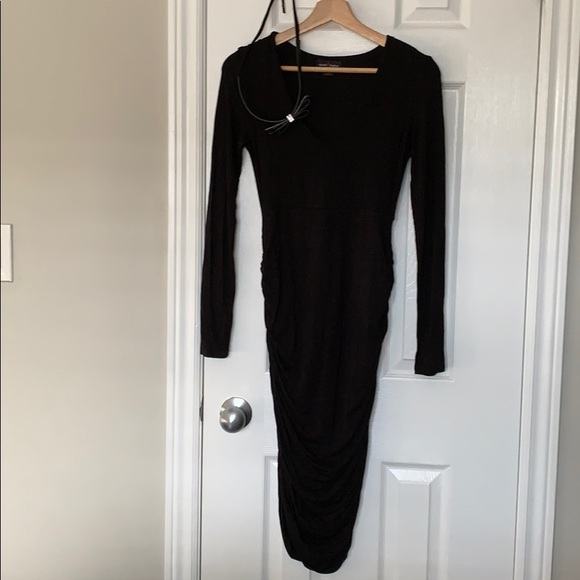 💫HOST PICK💫XS Thyme Maternity black dress with bow belt - Picture 3 of 8